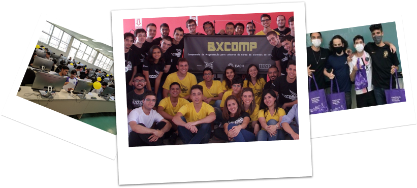 Três fotos de edições anteriores do BXComp. Com mais destaque, ao centro, participantes e organizadores em torno de um banner do BXComp. À esquerda, com parte da imagem atrás da central, participantes durante a competição no laboratório de informática. À direita, também com parte da imagem atrás da central, quatro membros de uma equipe vencedora segurando sacolas de prêmios.